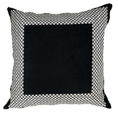 Imagem de ALMOFADA VEL PRETO 52X52 COM BORDADO FINO  - B H Turqueto Decoracoes Me