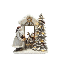 Imagem de CENÁRIO NATALINO PAPAI NOEL NA JANELA COM PRESENTES EM RESINA COM LED 20X9X23CM - TOK DA CASA  - Oliver Comercio E Distribuicao De Artigo Domestico