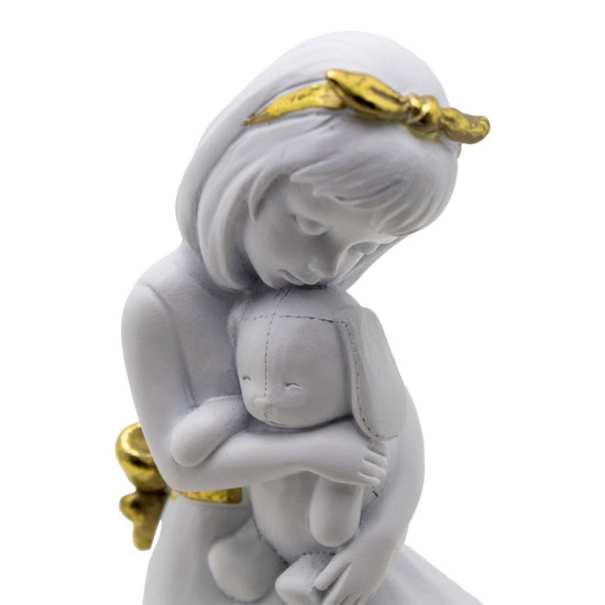 Imagem ESCULTURA MENINA ABRAÇANDO URSO EM RESINA COR BRANCO COM DOURADO 4X8X14CM 