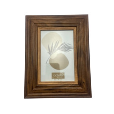 Imagem de PORTA RETRATO 10X15CM CLASSICO COR MADEIRA - Dayhome Comercial Ltda