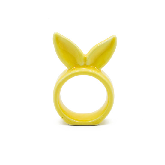 Imagem PORTA GUARDANAPO FORMATO ORELHA DE COELHO EM PORCELANA AMARELO 8X5X2 CM - CROMUS