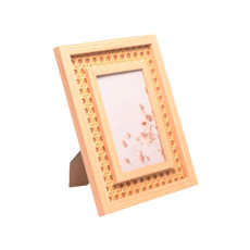 Imagem de PORTA RETRATO DE MDF COM TRELIÇA 10CM X 15CM - LYOR - Coliseu Presentes Ltda