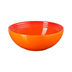 Imagem de BOWL DE SERVIR VANCOUVER 2,2L LARANJA DE CERÂMICA 24CM - LE CREUSET - Le Creuset Do Brasil Ltda 