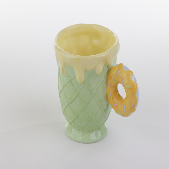 Imagem CANECA ROSQUINHA 340ML COLORIDA DE CERÂMICA 10X15X10CM - TOKDACASA